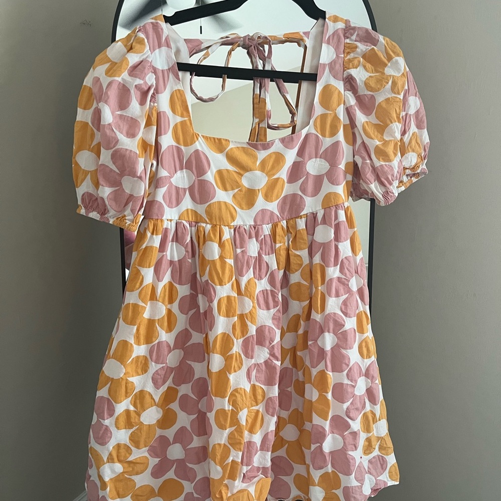 Altar’d State floral Puff Sleeve Dress - Picture 3 of 7